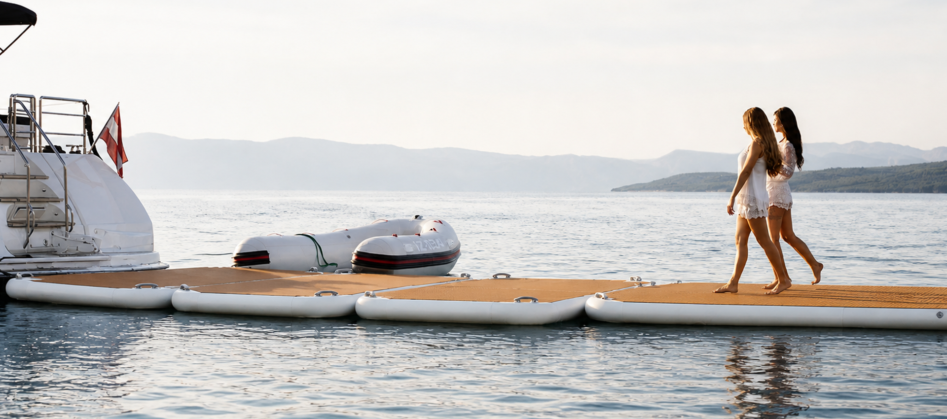 Custom Yachtbeach Floating Platform Setup